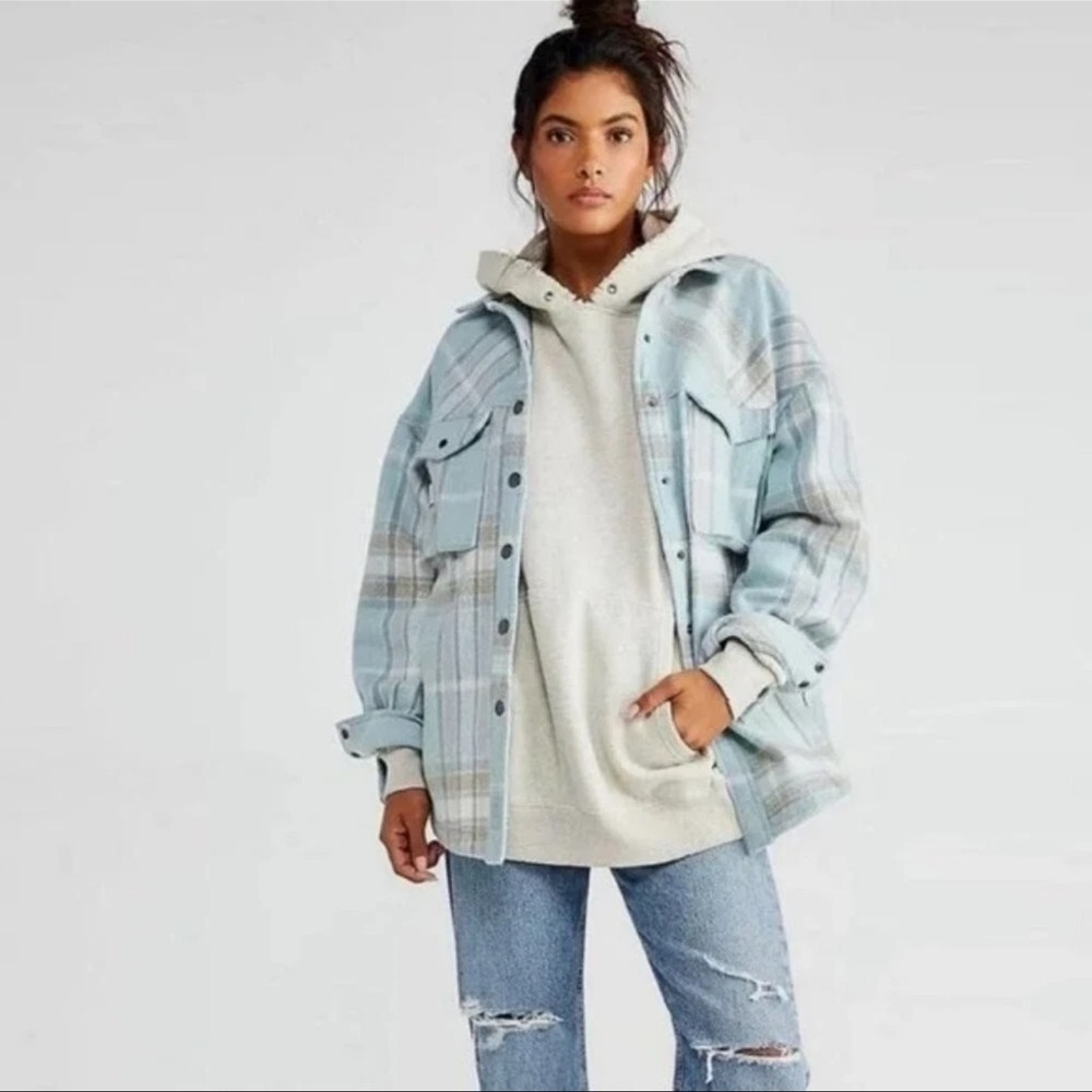 NWOT FREE PEOPLE WE THE FREE Cabin Cozy Plaid Flannel Jacket Seafoam Shacket M